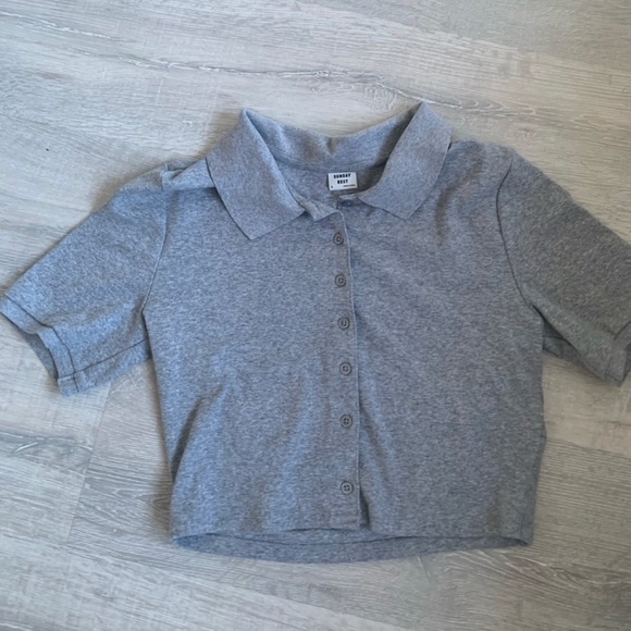 ARITZIA tops bundle. - Picture 2 of 2